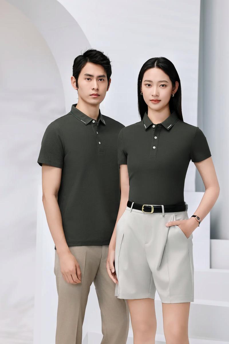 团体服装定制选购指南：打造团队凝聚力的秘密武器