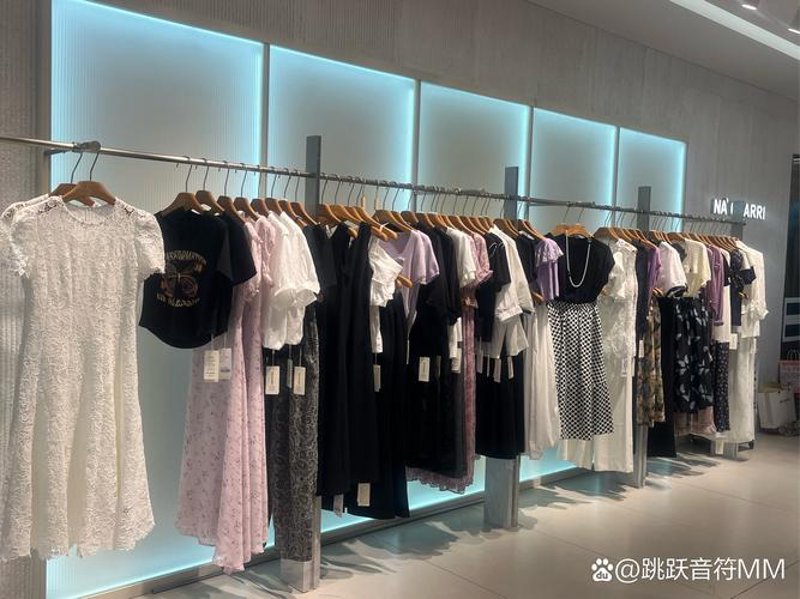 打造专业形象——职场装定制技巧